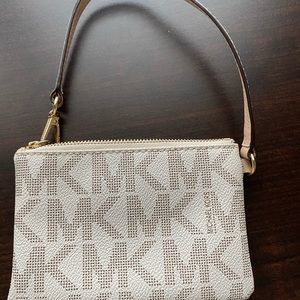 Michael Kors Wristlet